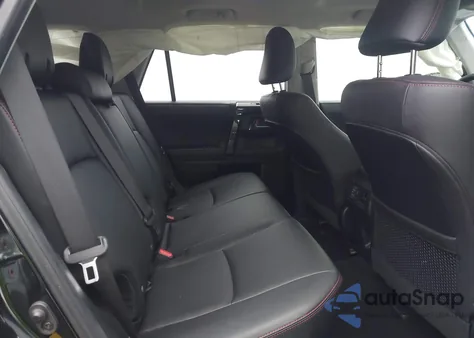 2024 Toyota 4Runner Trd Off Road Premium из США, поврежденный, VIN JTERU5JR1R6256174